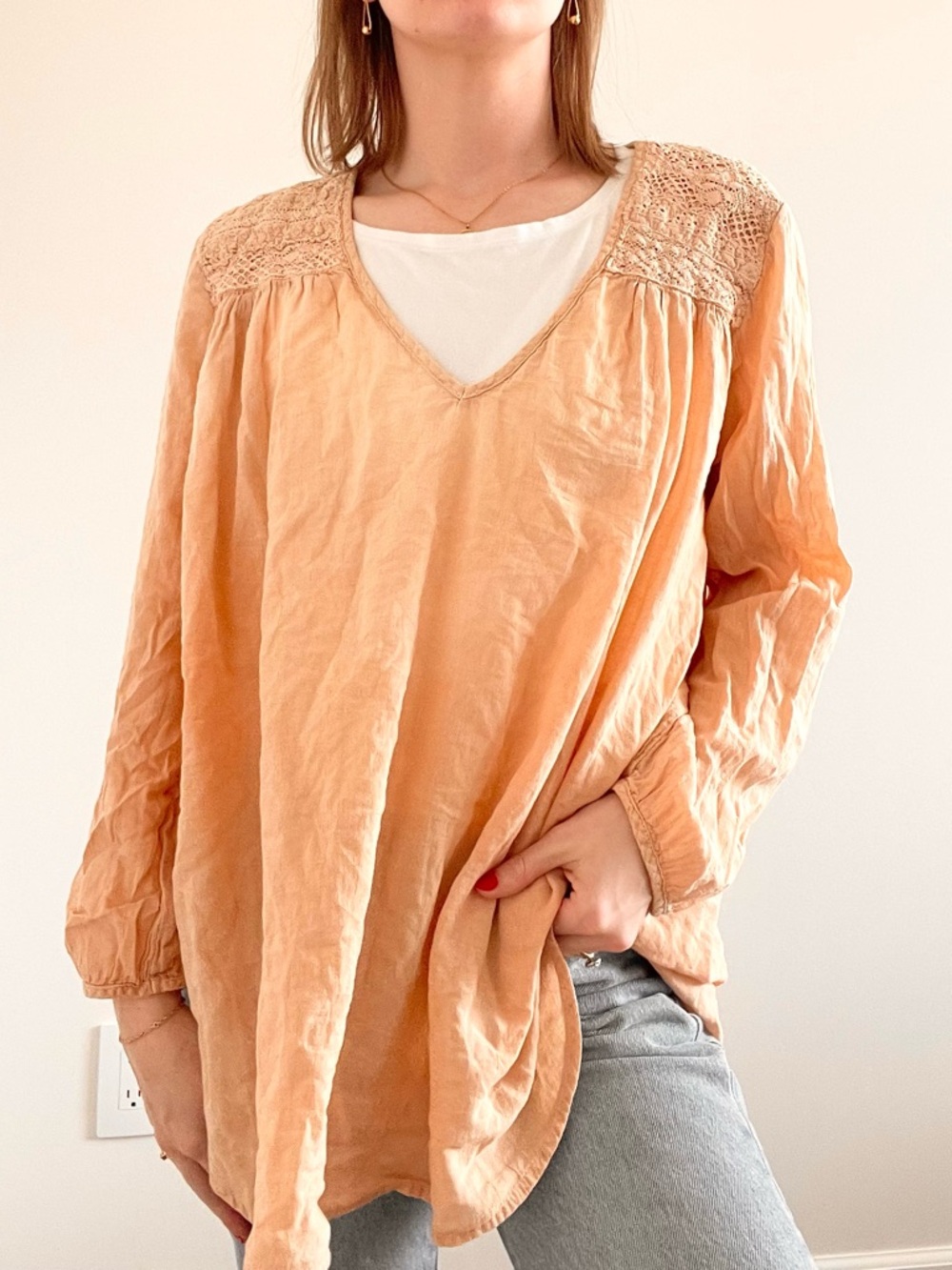 Current/Elliott Peach V-Neck Tunic with Crochet Yoke